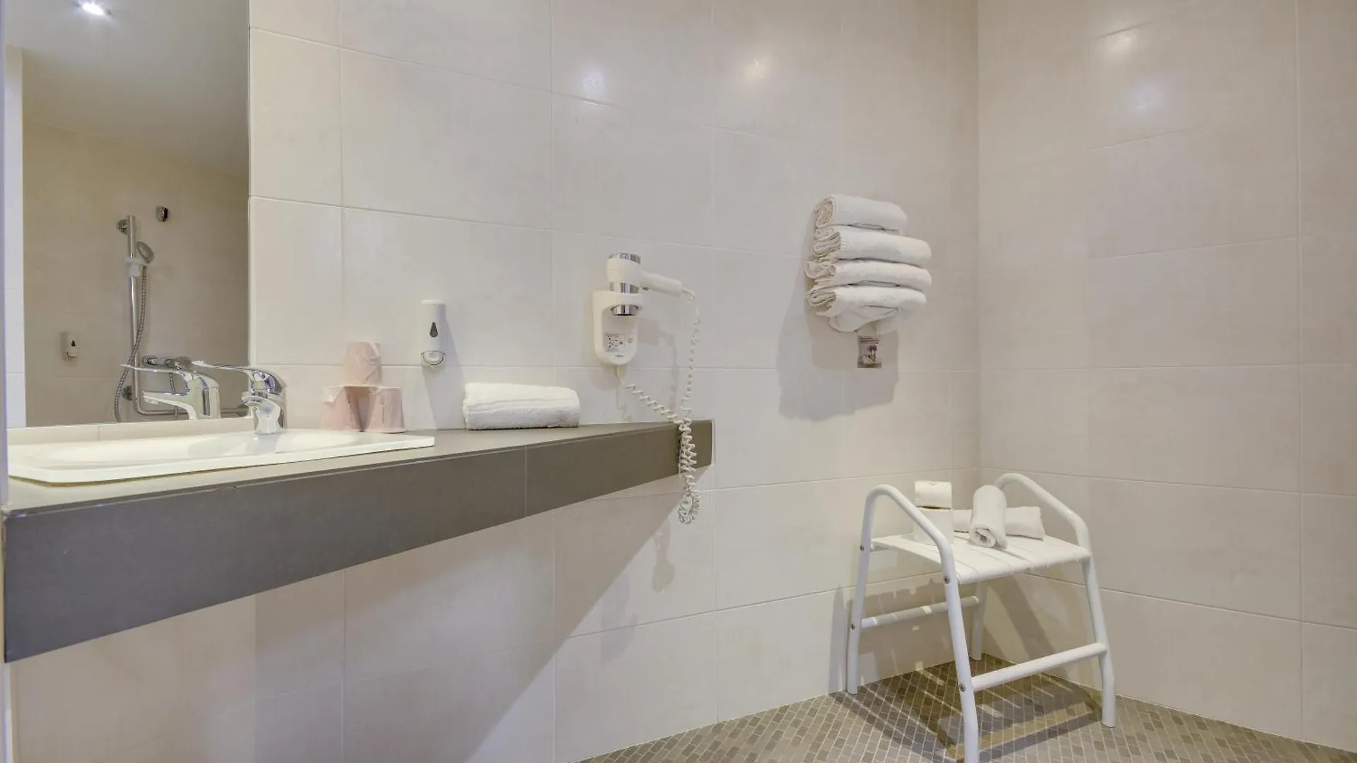 Brit Hotel Lille Centre